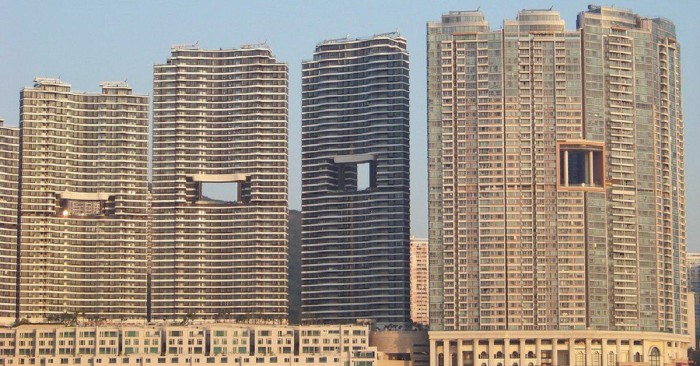 «Дырявые» небоскребы, или Зачем в Гонконге строят здания со сквозными отверстиями - Архитектура и интерьер