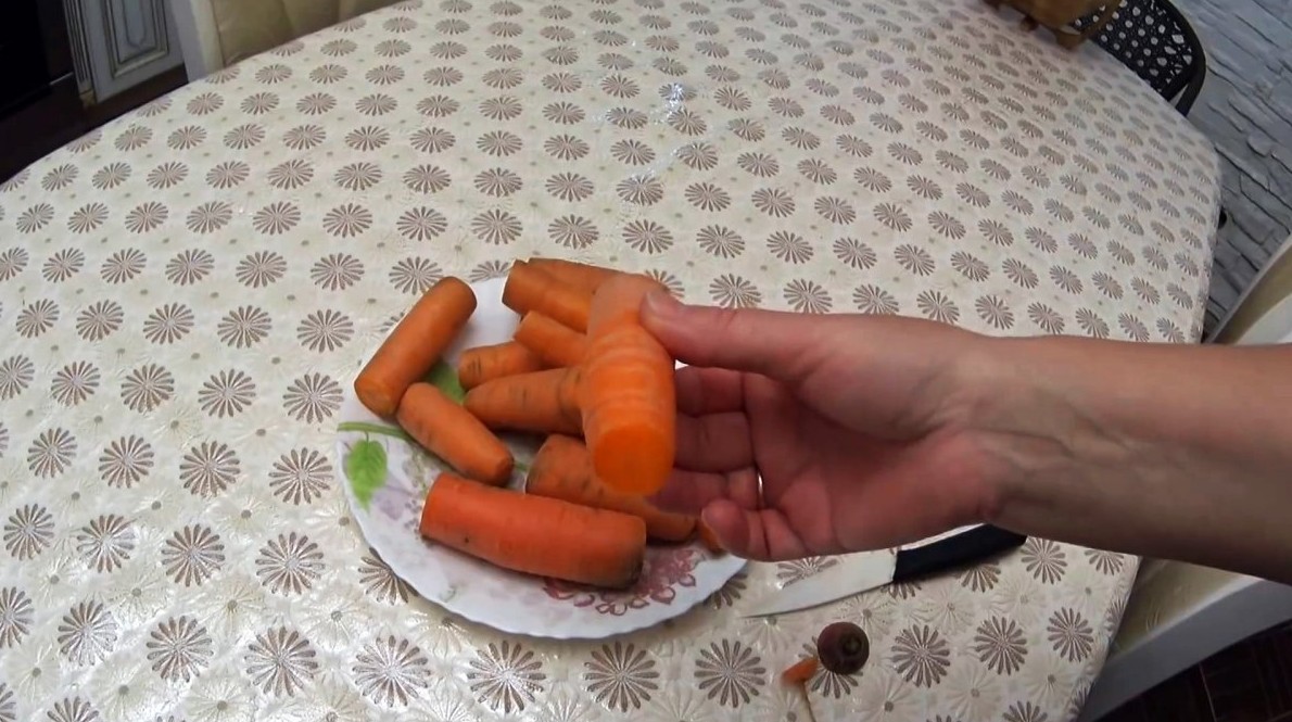 Доказано, что это надежный способ сохранить морковь и свеклу в течение многих лет.