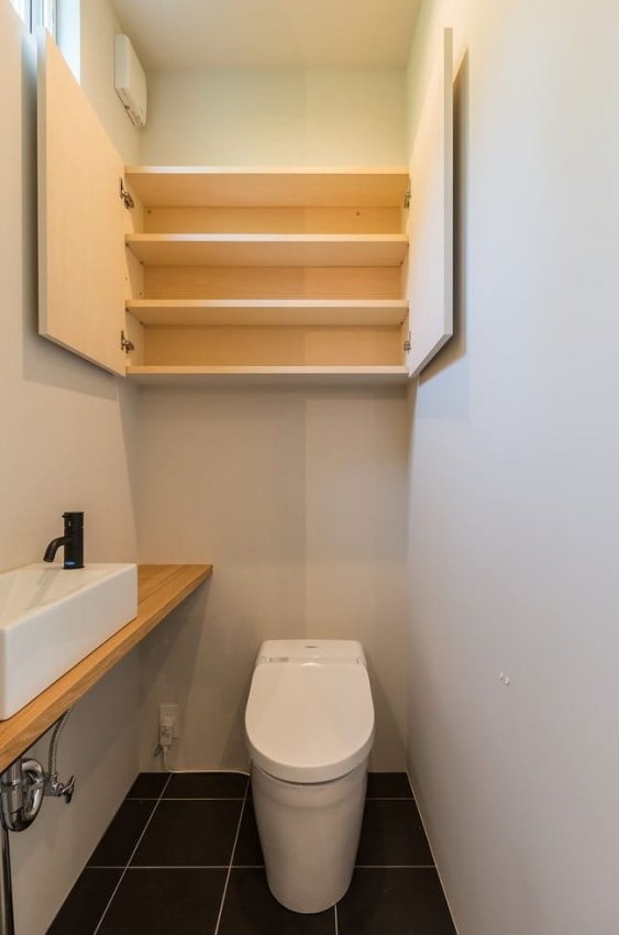 20+ идей функциональных и вместительных шкафчиков для туалетной комнаты - «Мебель»