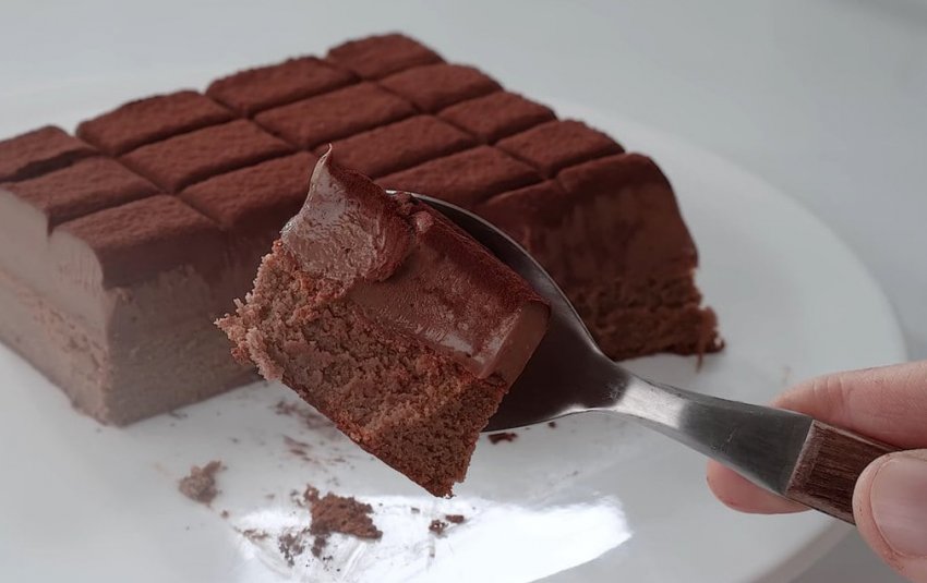 Идеальный десерт для любителей шоколада: торт, который влюбляет в себя с первой ложки - «Рецепты советы»