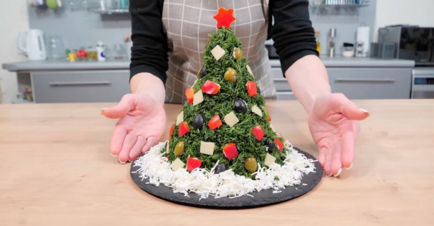 Съедобная елочка на новогоднем столе: салат, который станет главным украшением застолья - «Рецепты советы»