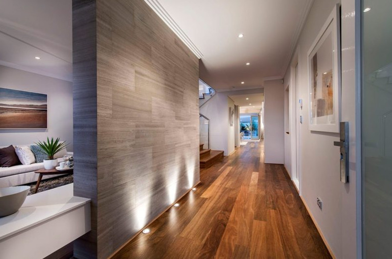 Вместо привычных обоев и краски: неординарный способ отделки стен - «Своими руками»