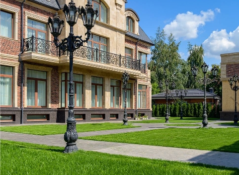 Рулонные газоны в Москве: как выбрать, купить недорого и получить идеальный газон